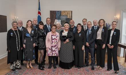 Vilborg-og-Thordur-fengu-falkaorduna